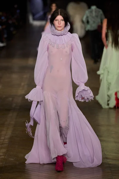 Look 20